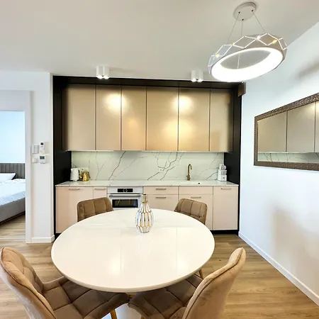 Apartament Luksusowe Nad Morzem Z Widokiem Na Jezioro I Basen Wraz Z Prywatnym Wejściem Na Plażę