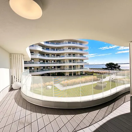 Luksusowe Nad Morzem Z Widokiem Na Jezioro I Basen Wraz Z Prywatnym Wejsciem Na Plaze Daire *