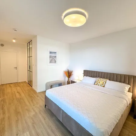 Luksusowe Nad Morzem Z Widokiem Na Jezioro I Basen Wraz Z Prywatnym Wejsciem Na Plaze Daire