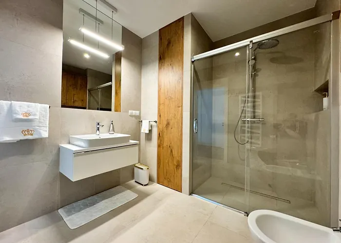 Luksusowe Nad Morzem Z Widokiem Na Jezioro I Basen Wraz Z Prywatnym Wejściem Na Plażę Rogowo (Gryfice)