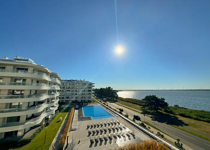 Luksusowe Nad Morzem Z Widokiem Na Jezioro I Basen Wraz Z Prywatnym Wejściem Na Plażę Apartament