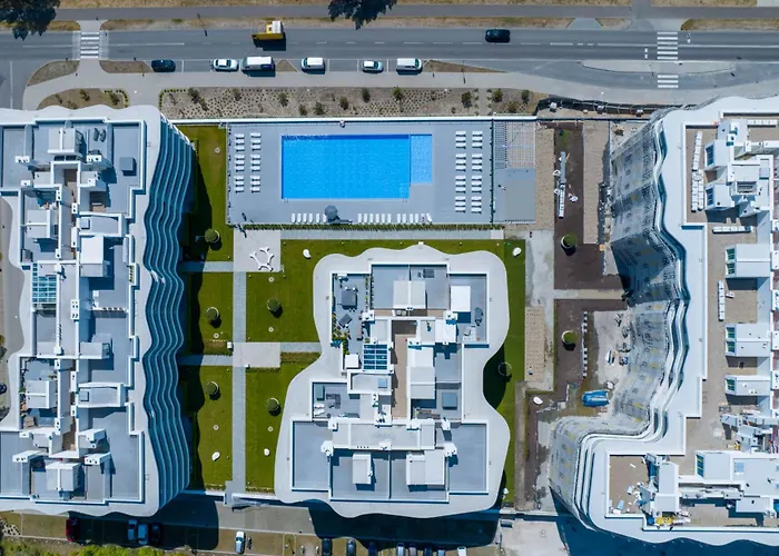 Luksusowe Nad Morzem Z Widokiem Na Jezioro I Basen Wraz Z Prywatnym Wejściem Na Plażę Apartament